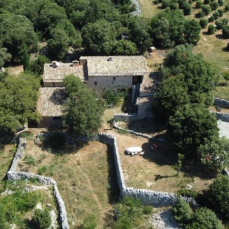 Отель Le Jas Des Aiguiers Сен-Сатюрнен-д'Апт Экстерьер фото